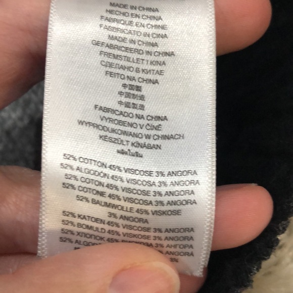 MICHAEL Michael KORS Metallic Grey & Black Stripped sweater - Picture 16 of 17